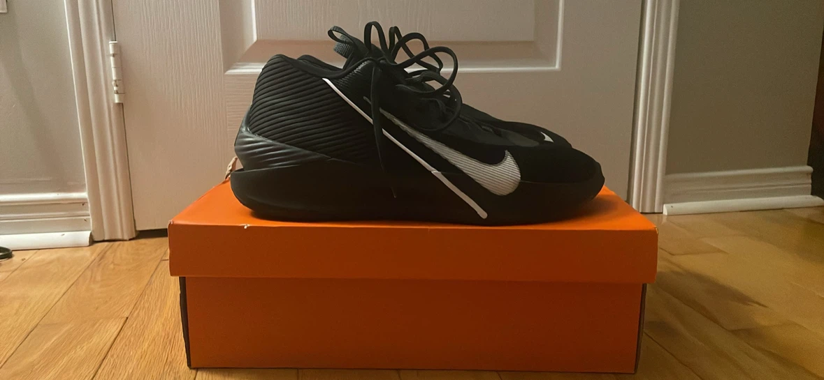Nike G.T. Jump Basketball Shoes