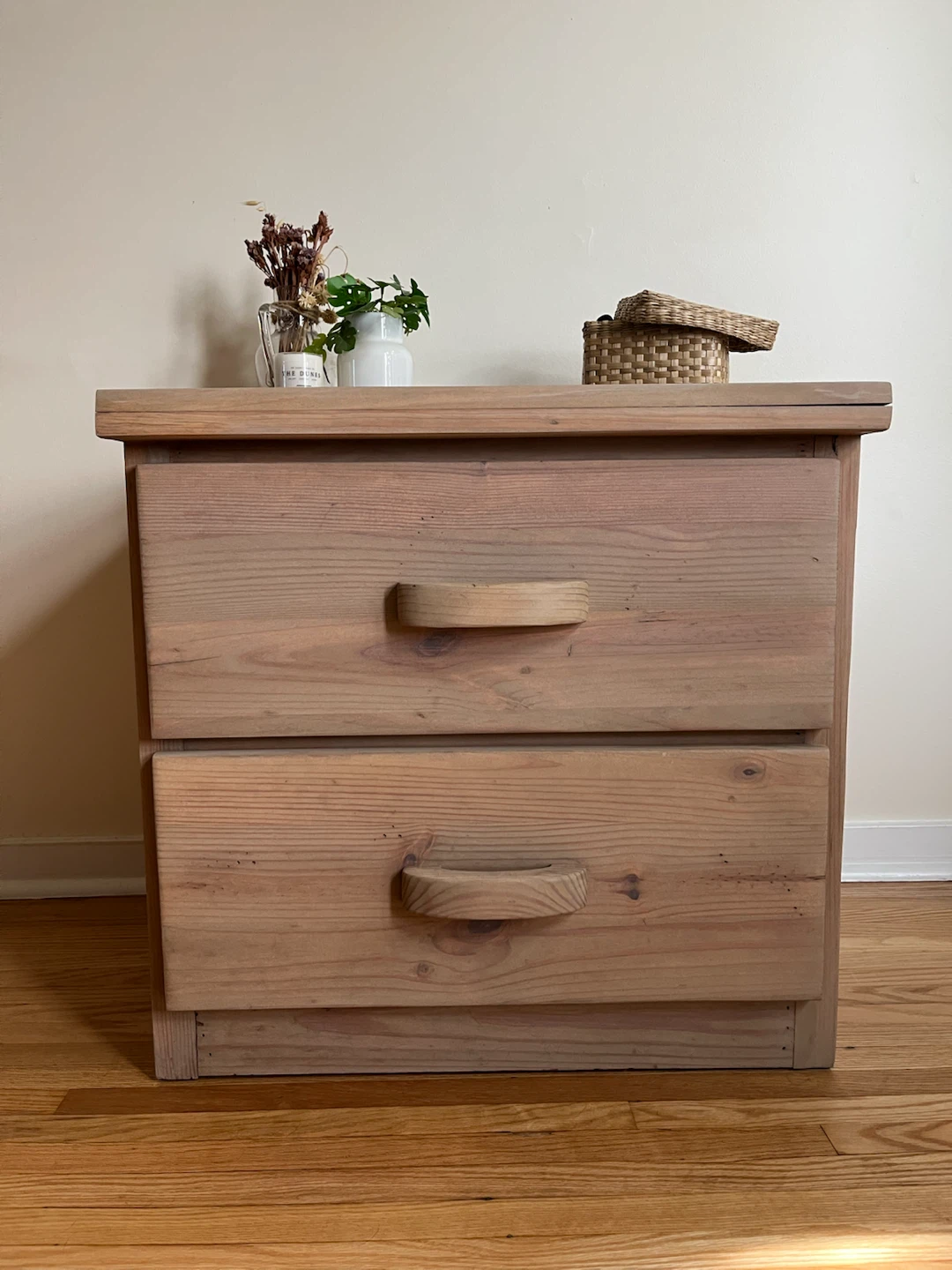 Charming Solid Wood 2-Drawer Nightstand - photo 2