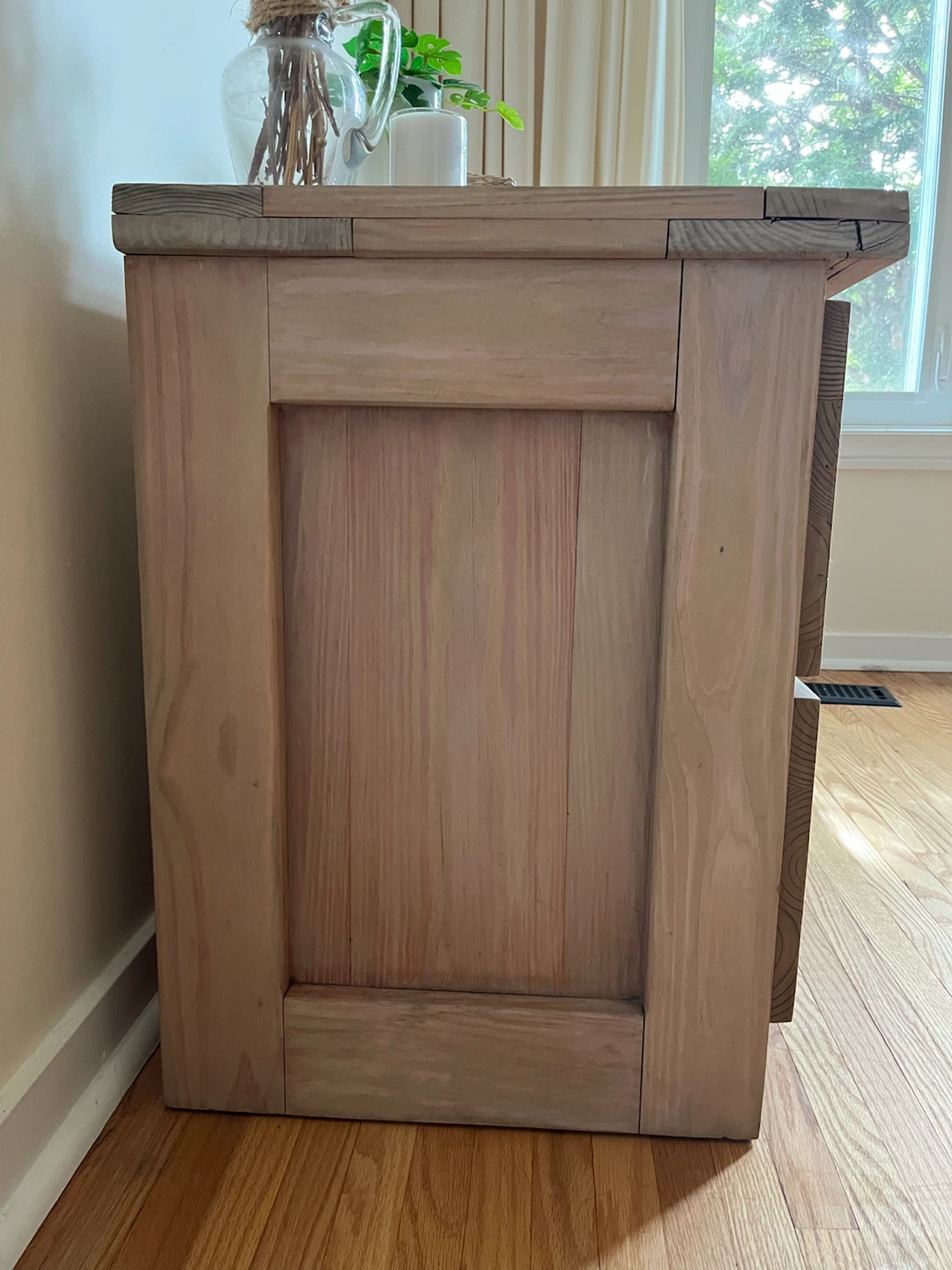 Charming Solid Wood 2-Drawer Nightstand - photo 5