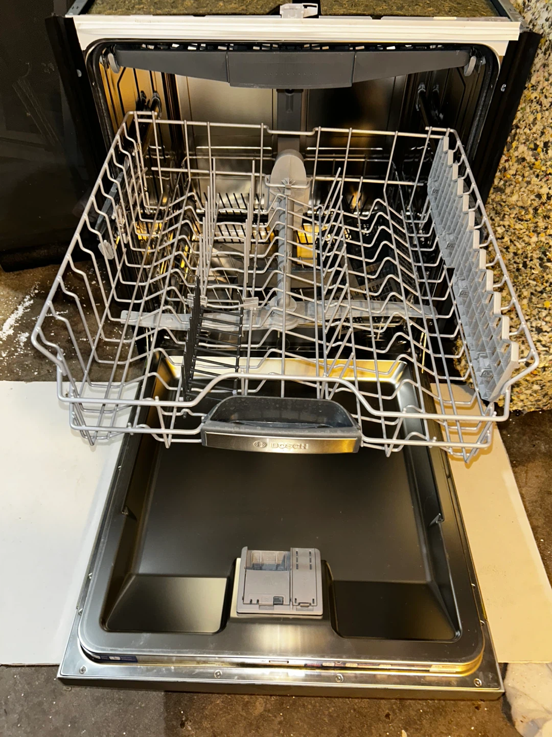 Bosch SilencePlus 44 dBA Dishwasher - photo 3