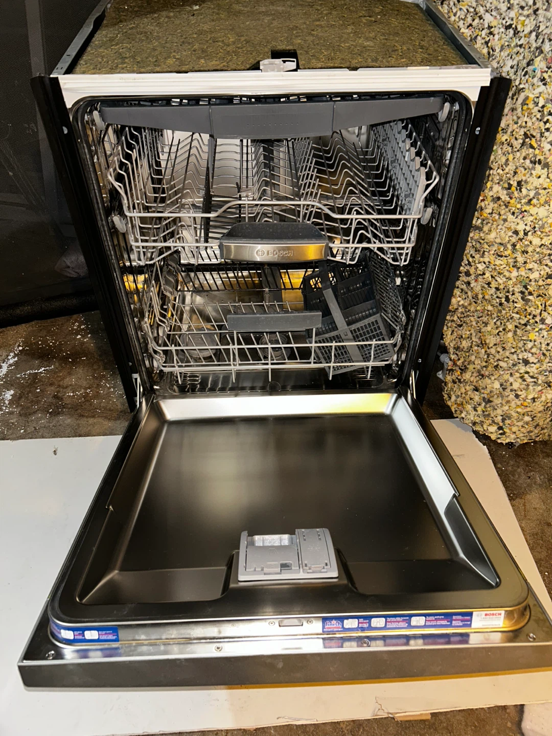 Bosch SilencePlus 44 dBA Dishwasher - photo 4
