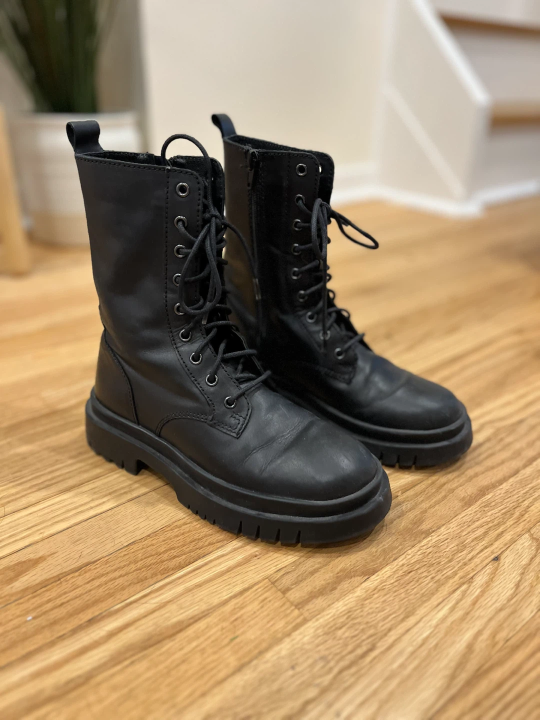 Zara Girls Black Lace-Up Combat Boots - Size 35, Chunky Lug Sole