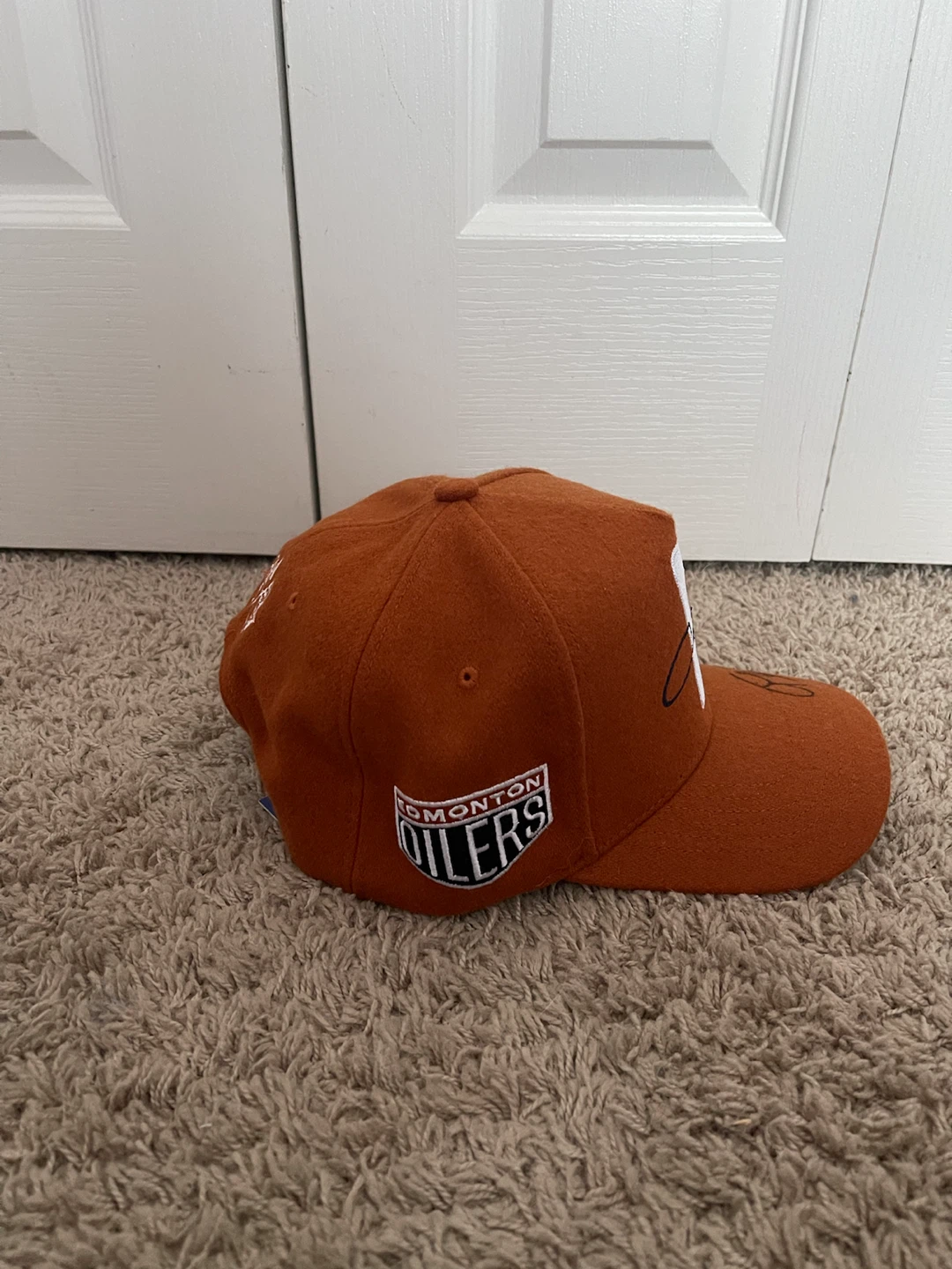Signed Connor McDavid Hat - photo 4