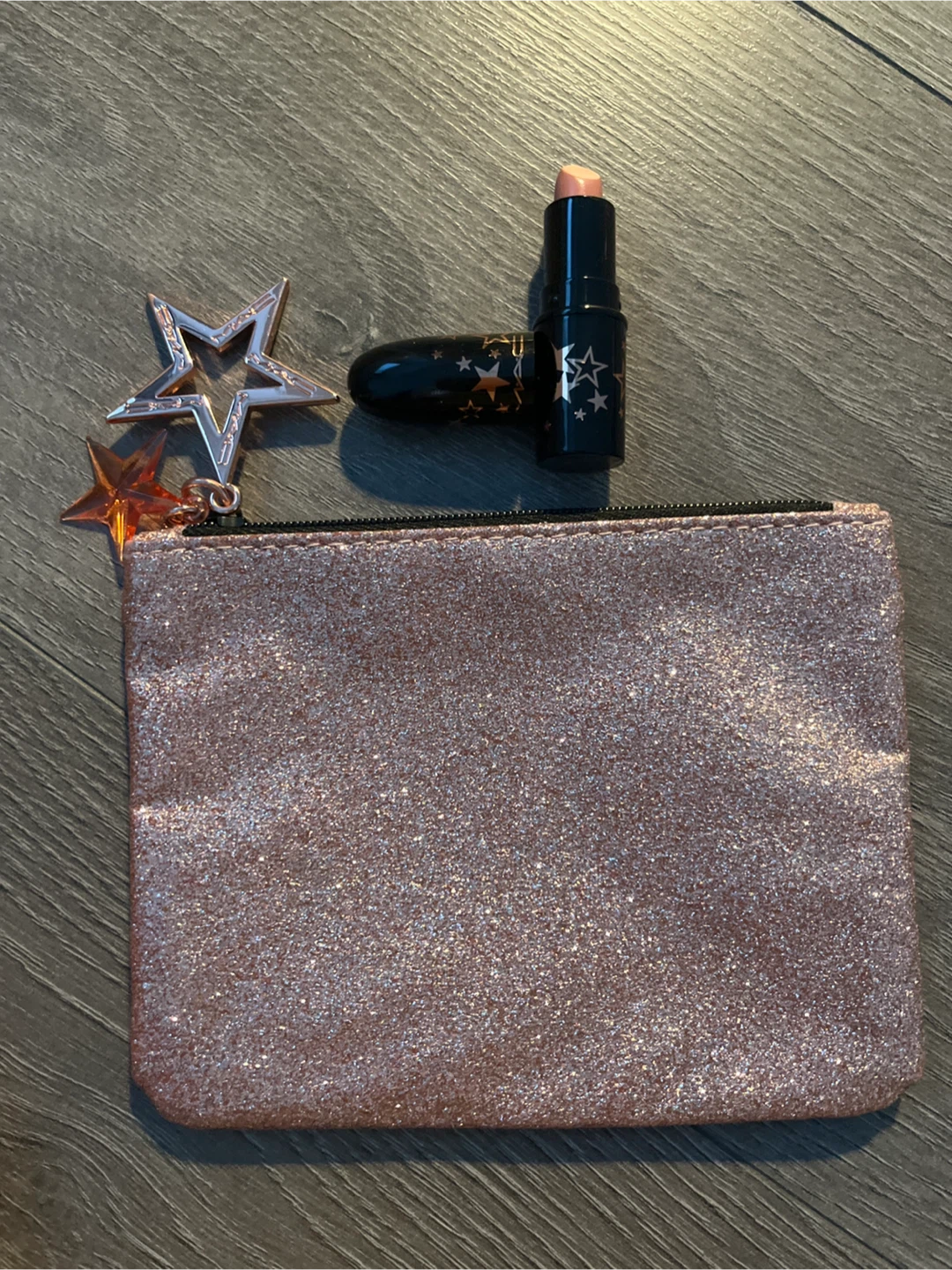 MAC Cosmetics Lipstick and Glitter Pouch Set - photo 2