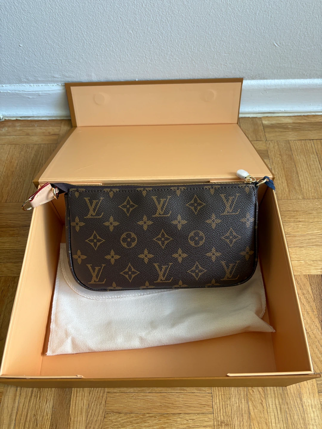 Louis Vuitton bag - photo 3