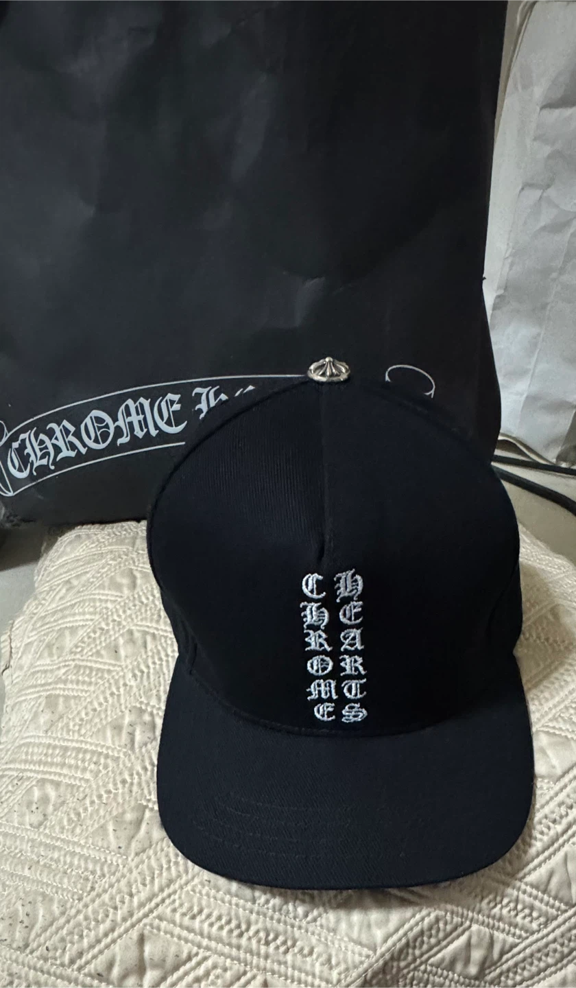 Chrome Hearts “Vertical Logo Hat” - photo 2