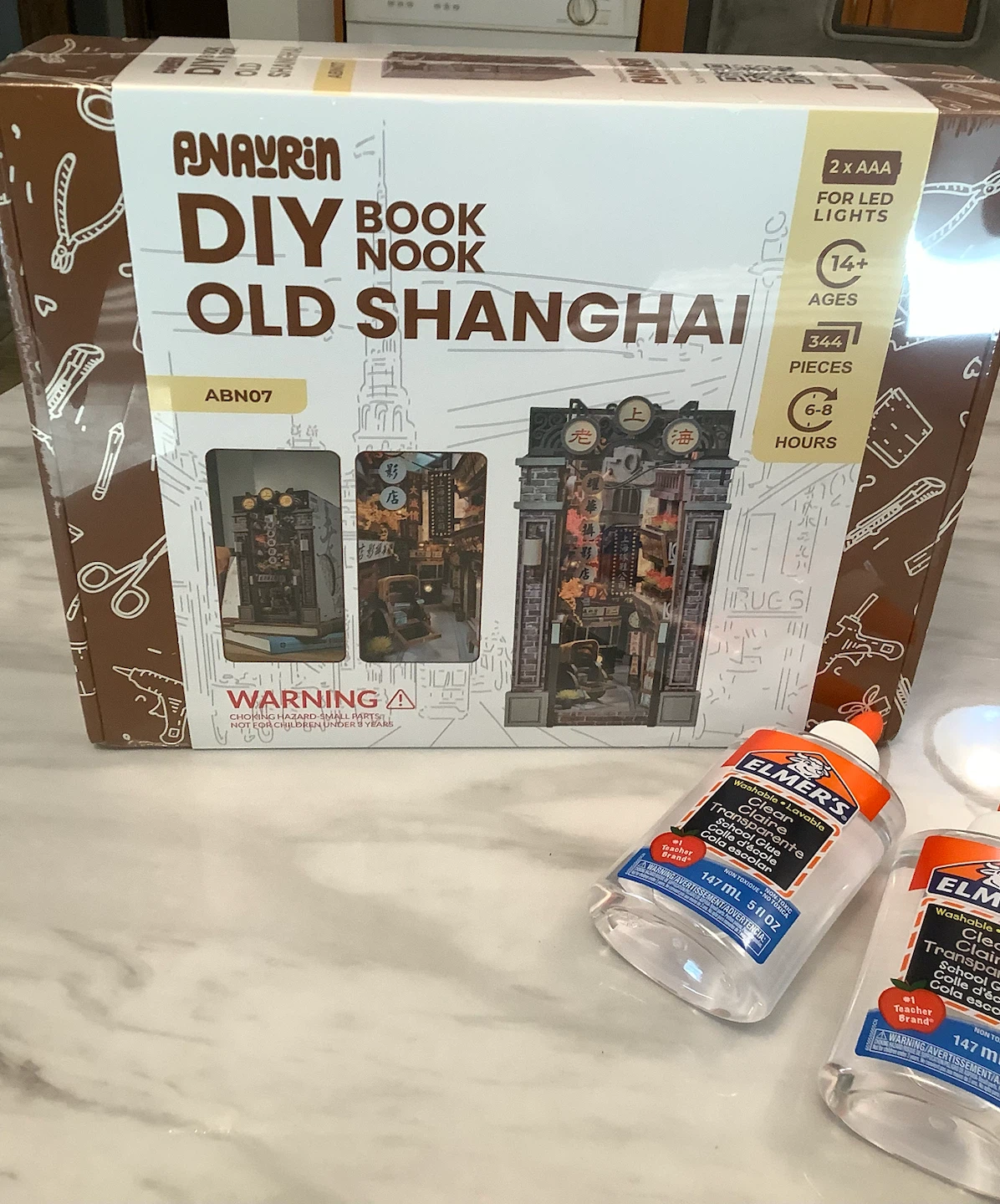 Anavrin DIY Book Nook Old Shanghai ABN07