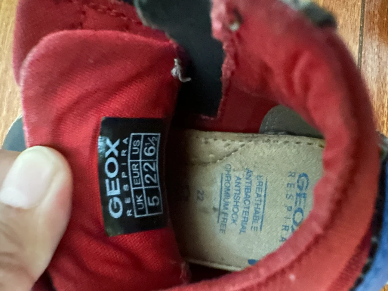 Geox Marvel Spider-Man Kids Shoes Size 6.5 - photo 4