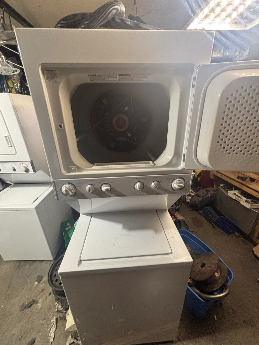 Frigidaire stacked washer and dryer unit