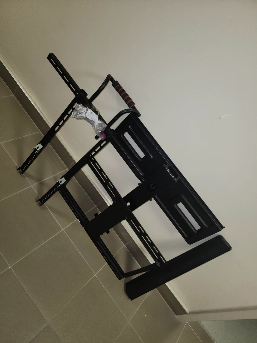 Wall Mount TV Bracket - photo 2