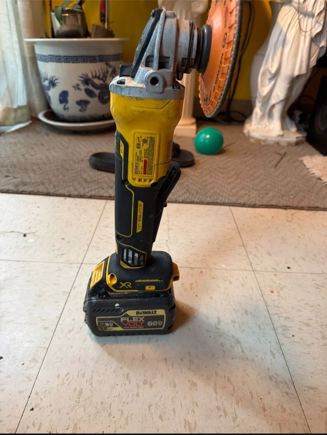DeWalt Bluetooth Speaker and DCG413 Grinder Combo - photo 2