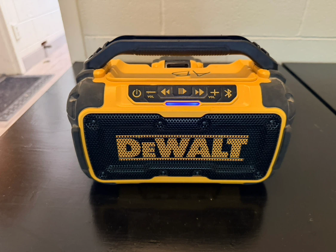 DeWalt Bluetooth Speaker and DCG413 Grinder Combo - photo 3