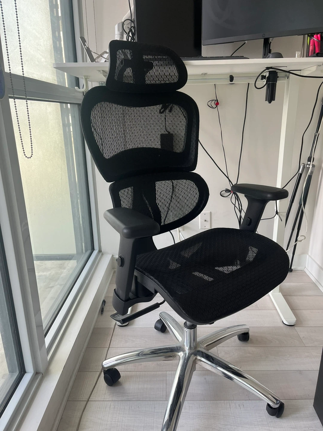 Adjustable Standing Desk with Memory Settings - photo 4