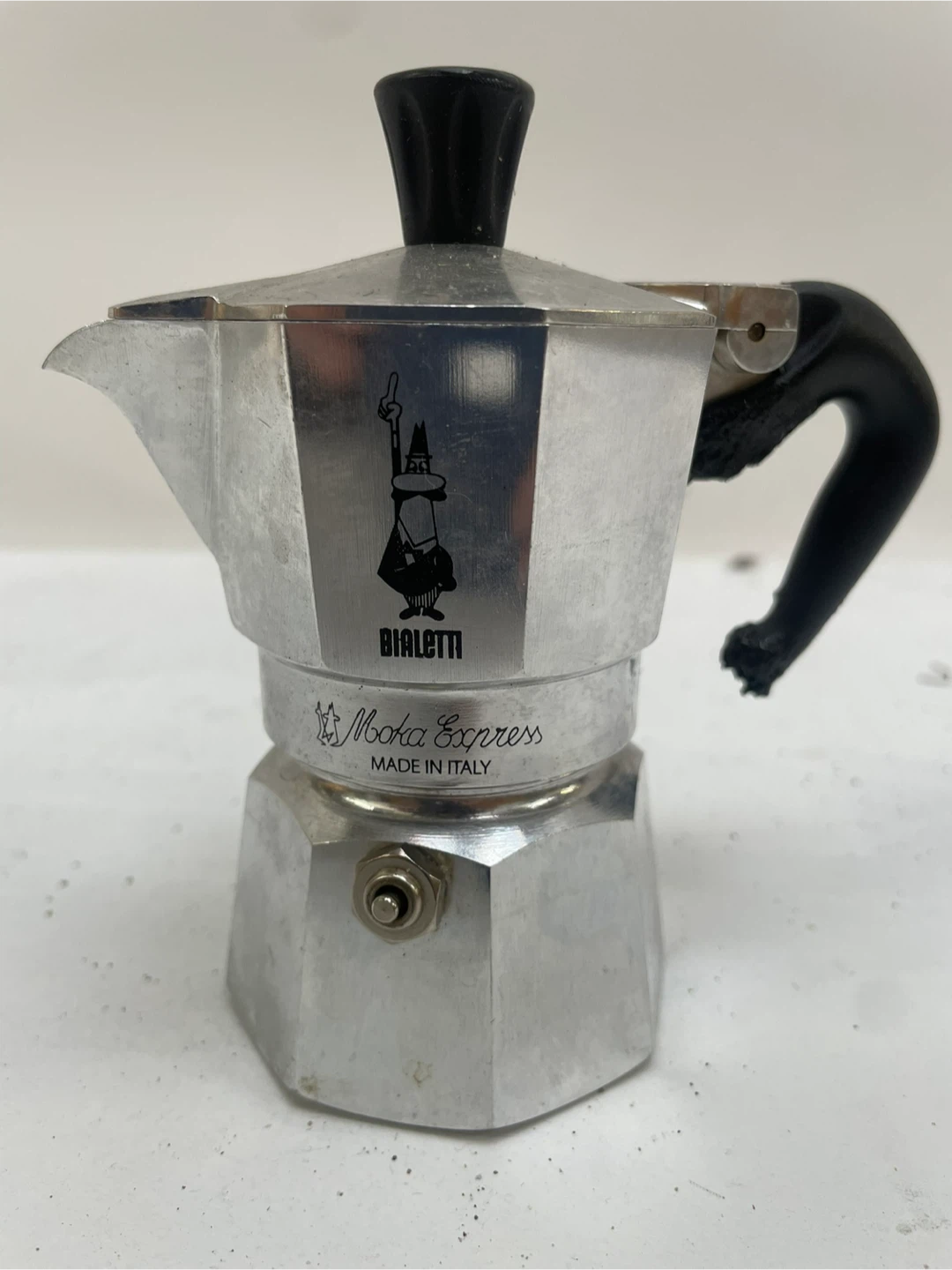 Bialetti 4 cups Moka Express Stovetop Espresso Maker