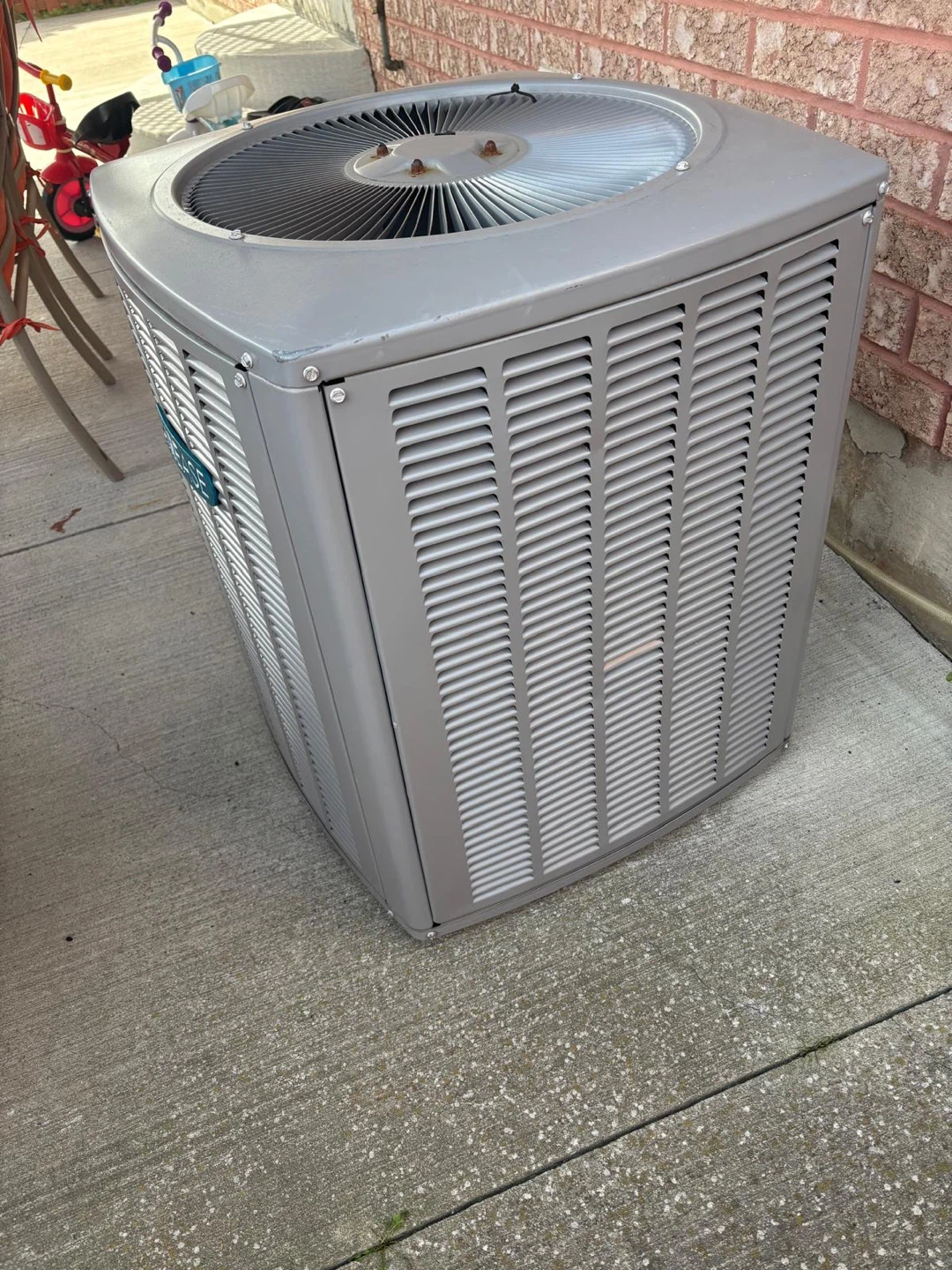 AirEase Outdoor Air Conditioning Unit - photo 4