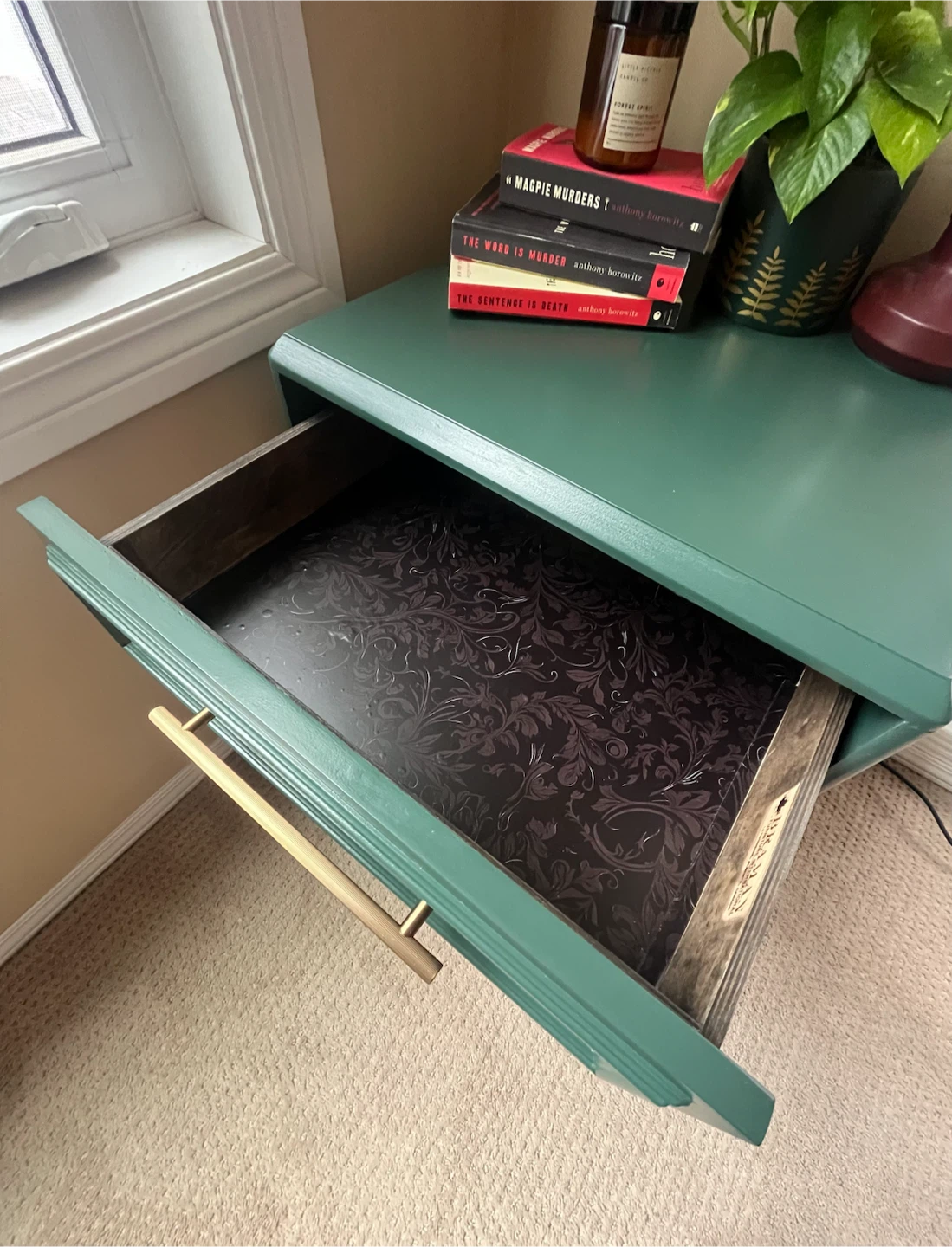 Modern Art Deco End Table / Nightstand - photo 3