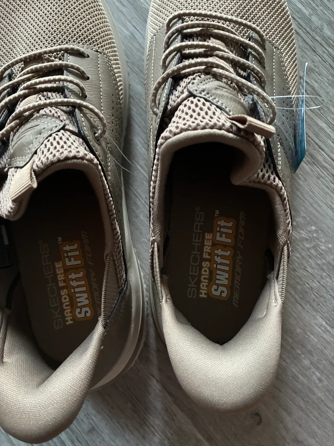 Brand new Skechers Hands Free Swift Fit Shoes- 10 - photo 3