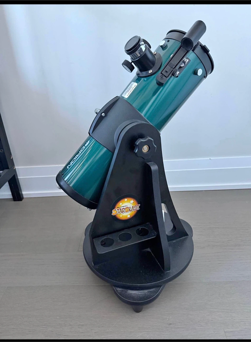 Orion StarBlast 4.5 Altazimuth Reflector Telescope