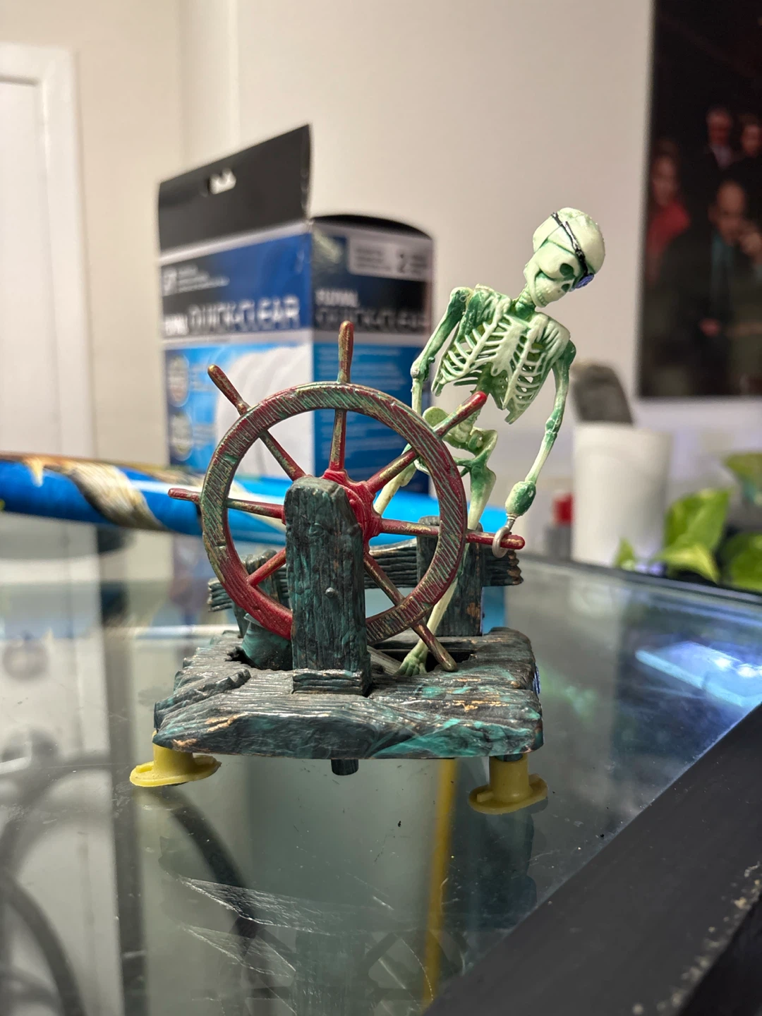 Penn Plax Skeleton Aquarium Ornament