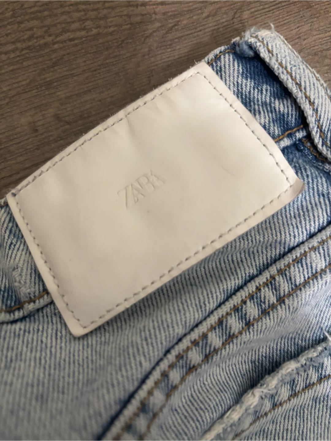 ZARA light wash denim jeans, size 24 - photo 4