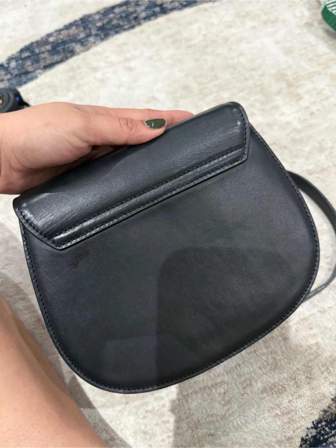 Celine Dion black crossbody bag - photo 5