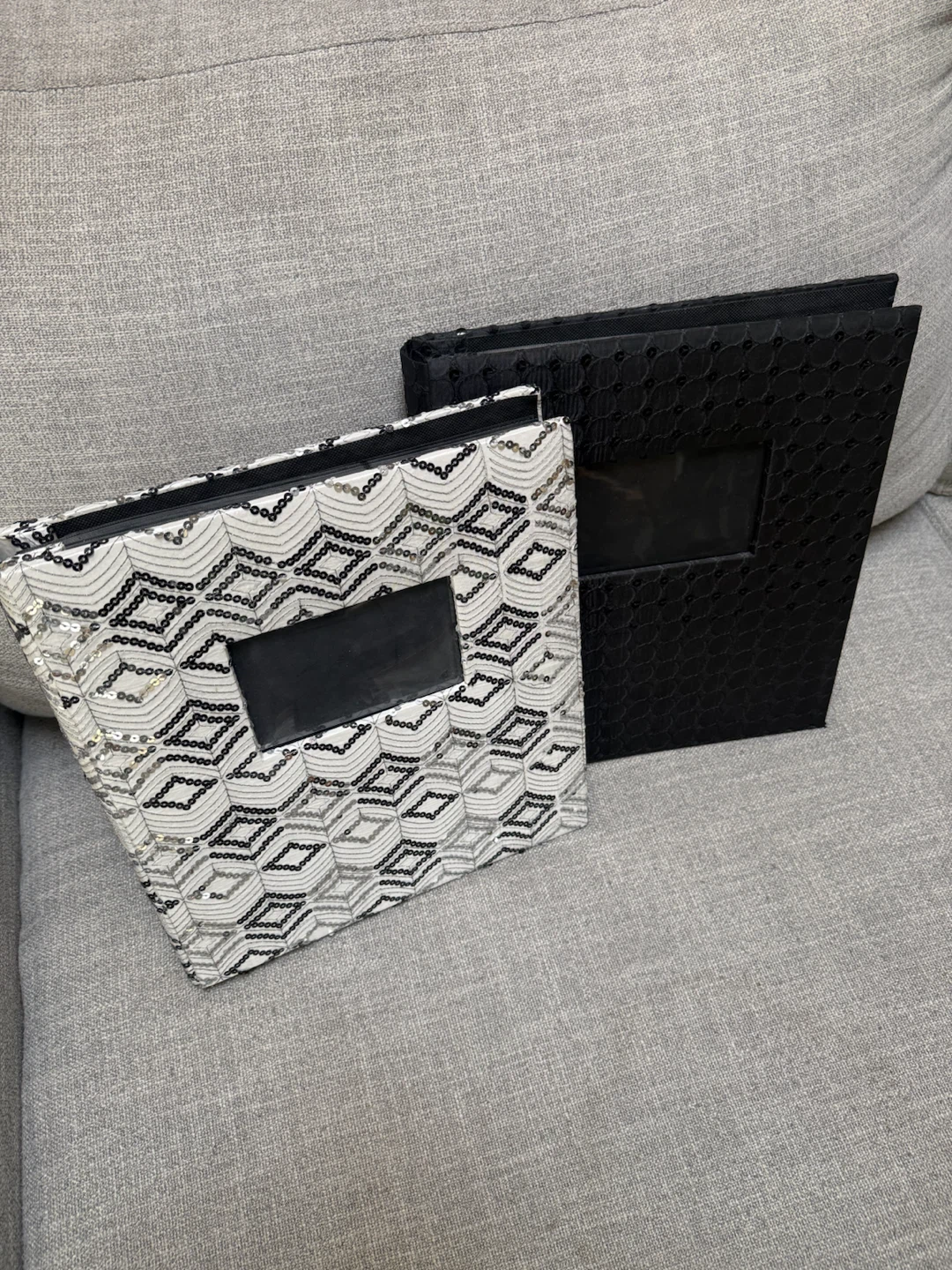 Set of 2 Decorative Photo Albums | 500 Photos Each - photo 4