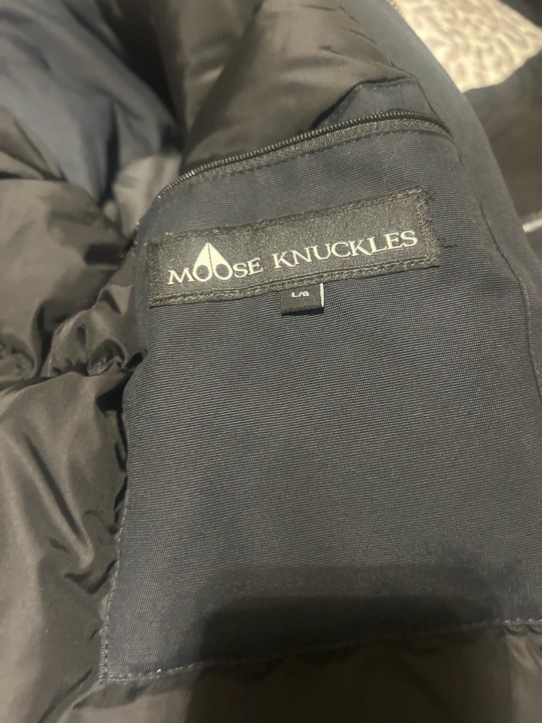 Moose Knuckles Winter Parka - Large - photo 3