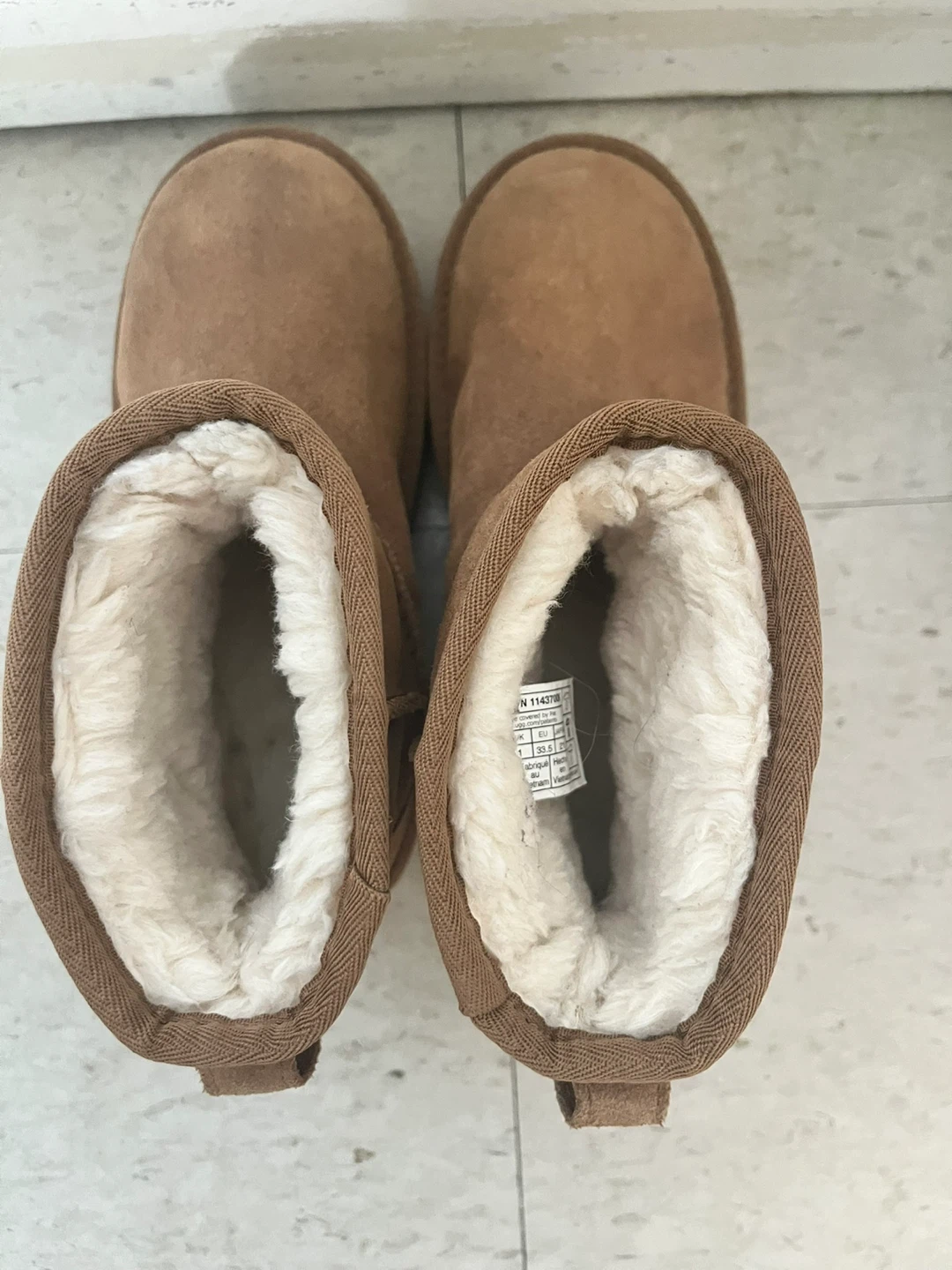 UGG Classic Mini Boots Size 2 - photo 5