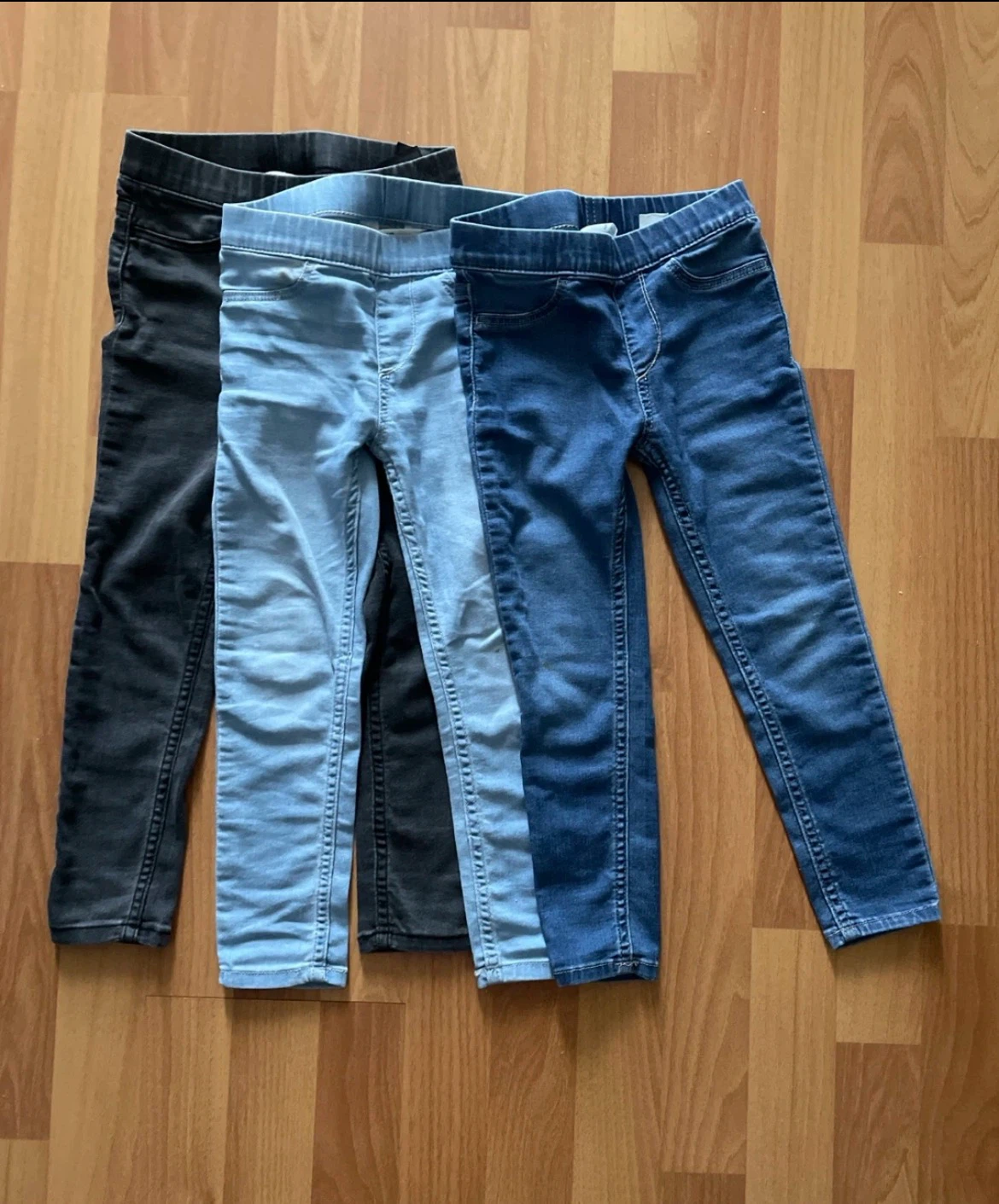 Bundle of 3 H&M Kids Jeans (size 4T)