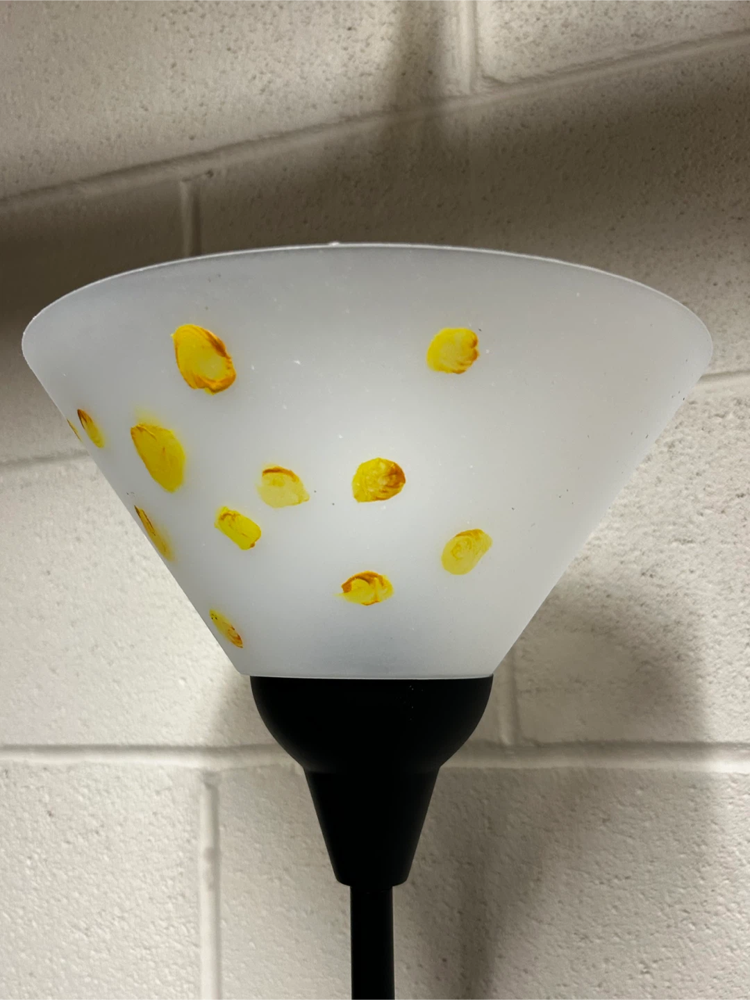 Simple black Floor lamp with plastic shade - photo 3
