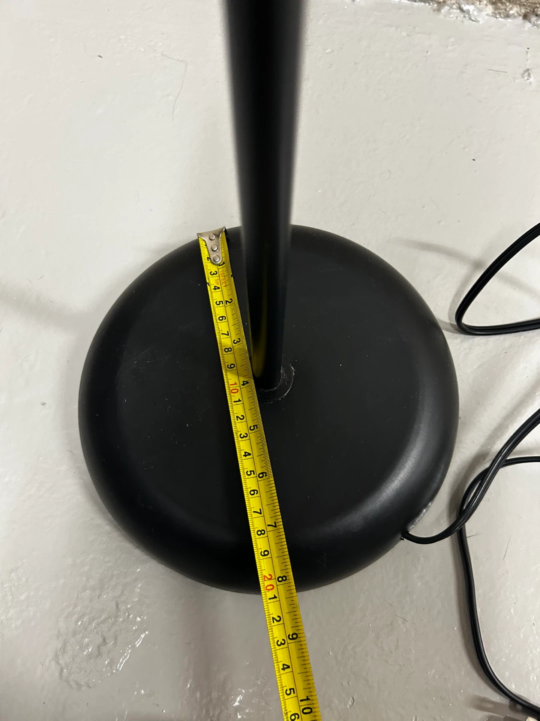 Simple black Floor lamp with plastic shade - photo 5