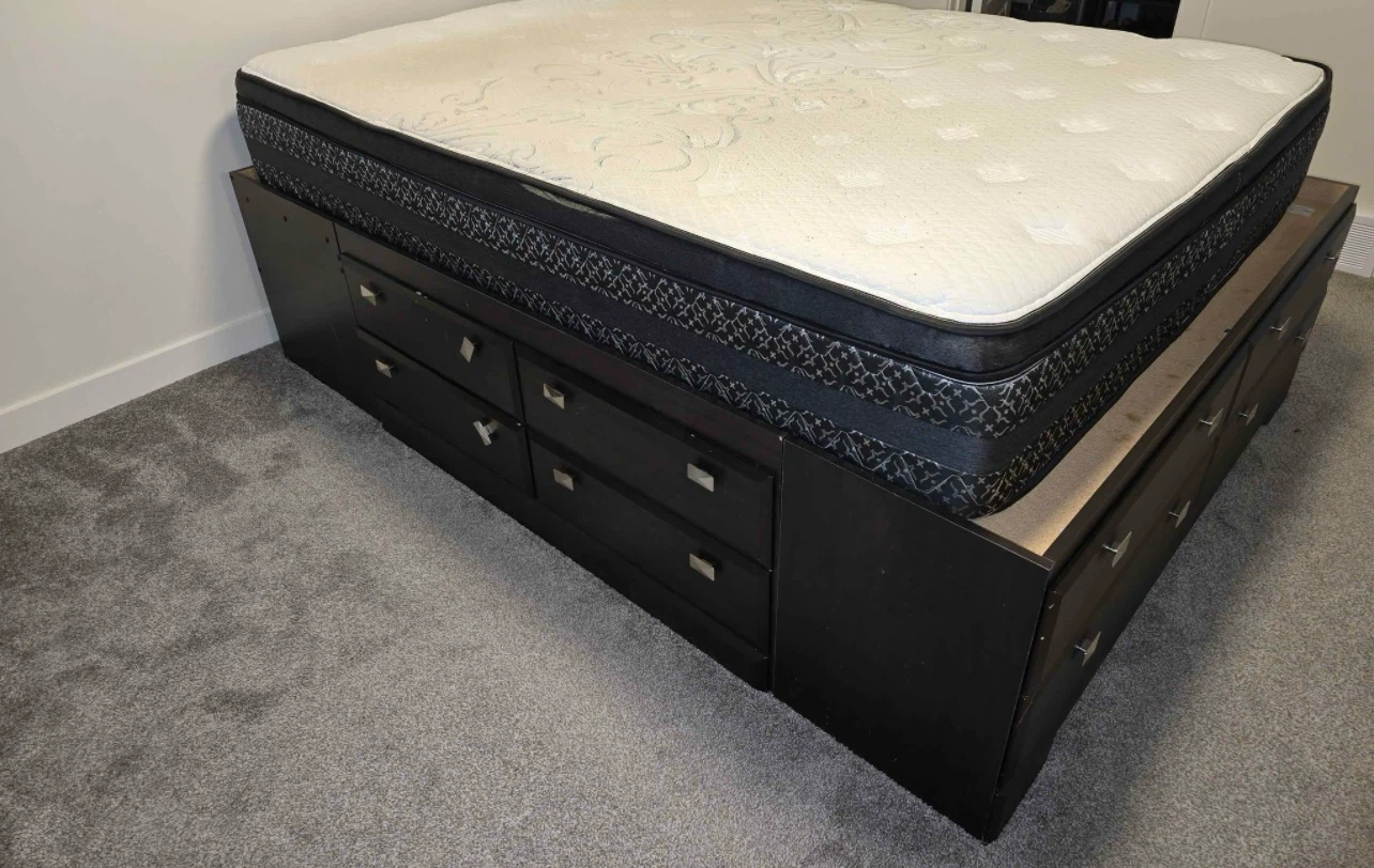 Queen Size Captains Storage Bedframe *Can Deliver* - photo 3