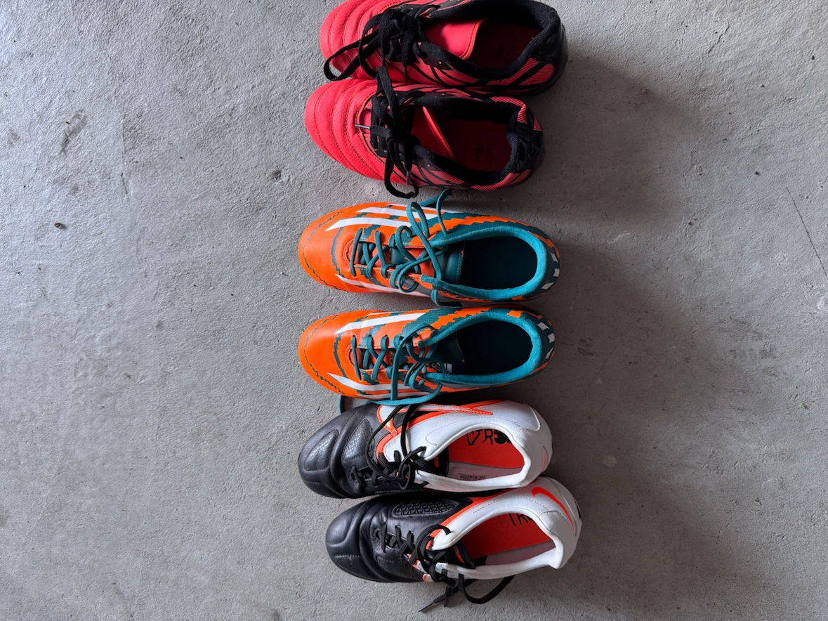 Nike CTR360 Soccer Cleats - Size 5Y - read description carefully