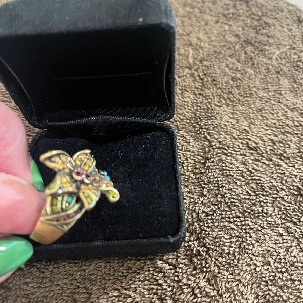 Heidi Daus Floral Statement Ring with Multi-Colored Crystals - photo 5
