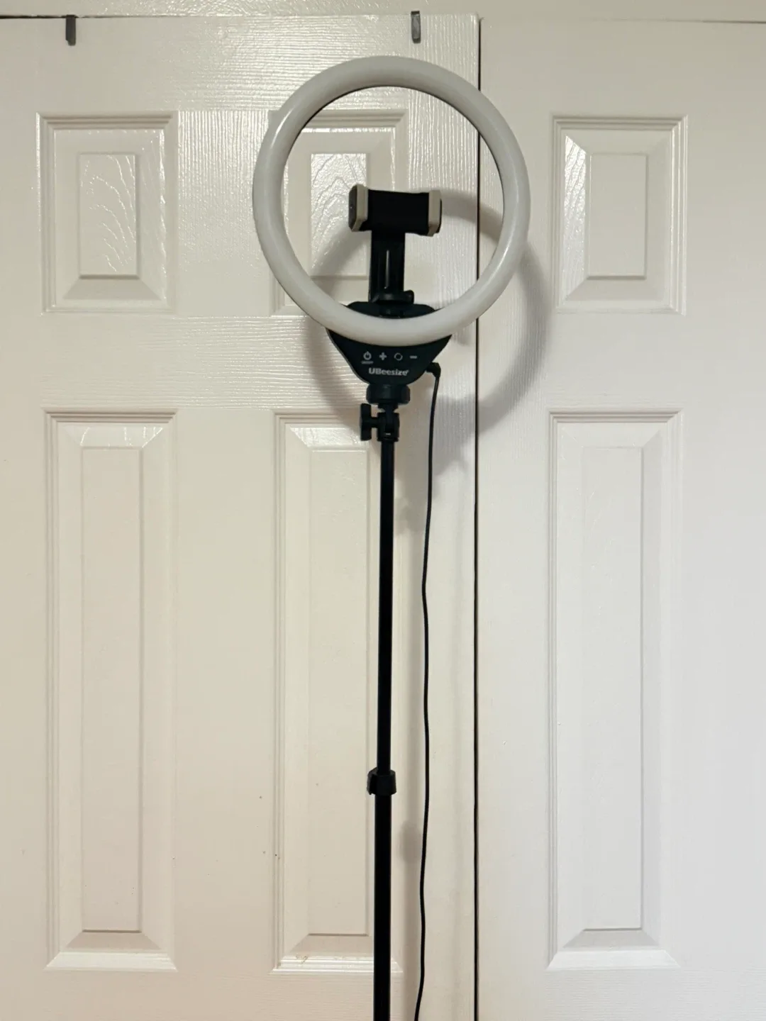 UBeesize LED Ring Light with Tripod Stand - photo 2
