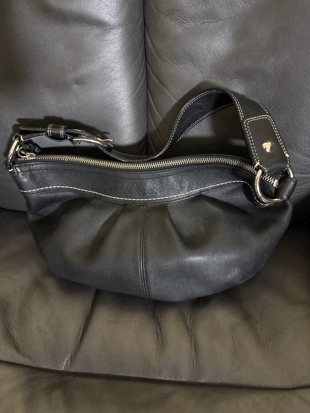 Coach Black Leather hobo pleated Shoulder Bag