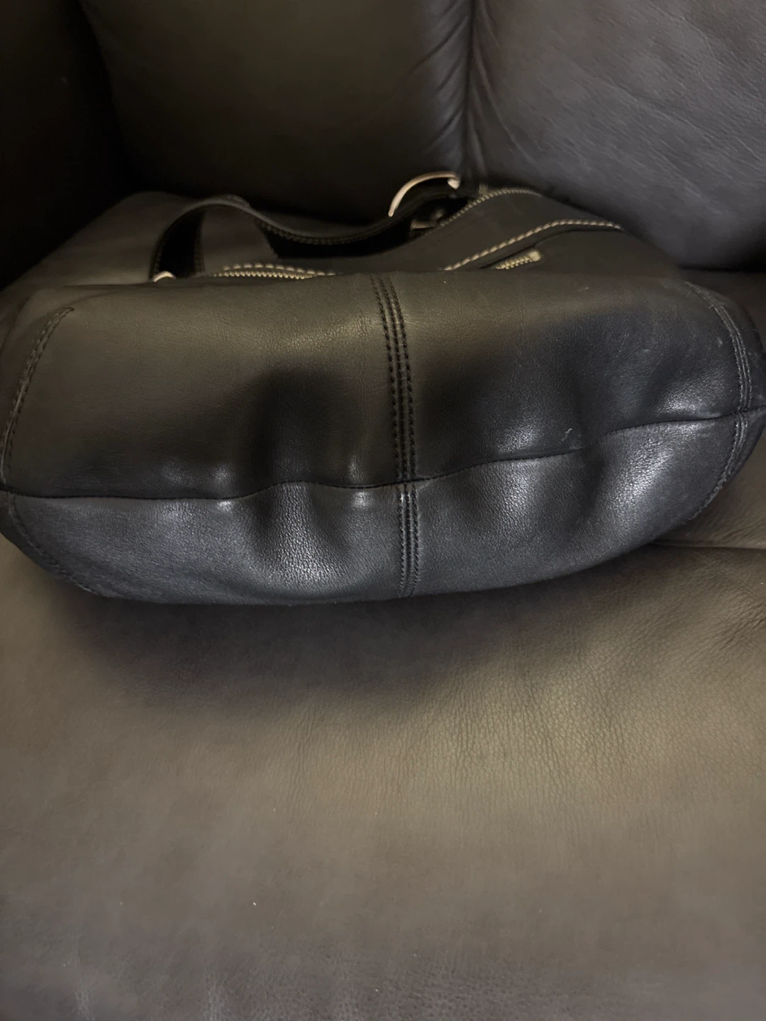 Coach Black Leather hobo pleated Shoulder Bag - photo 4