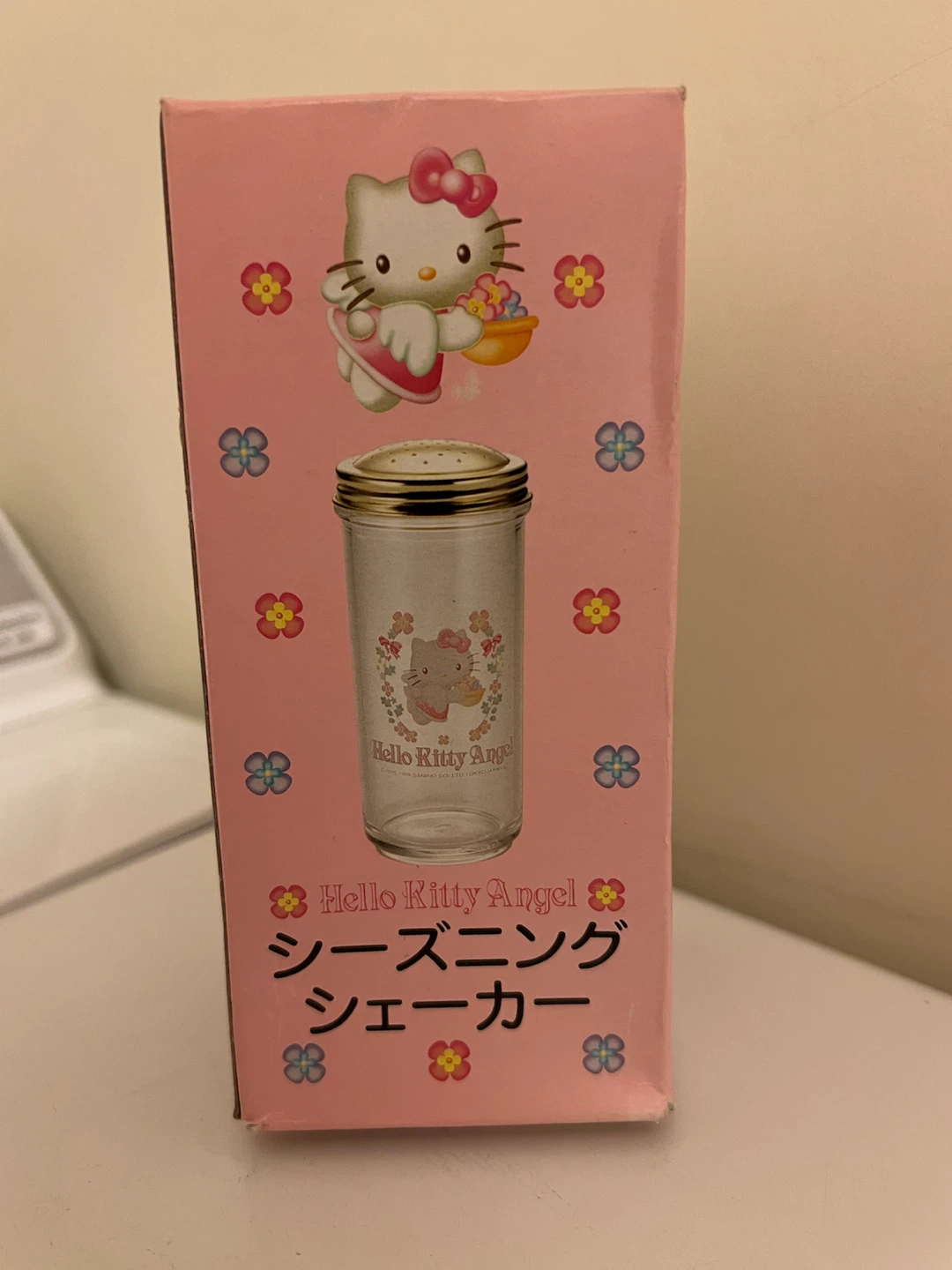 Sanrio Hello Kitty Angel Seasoning Shaker - photo 2