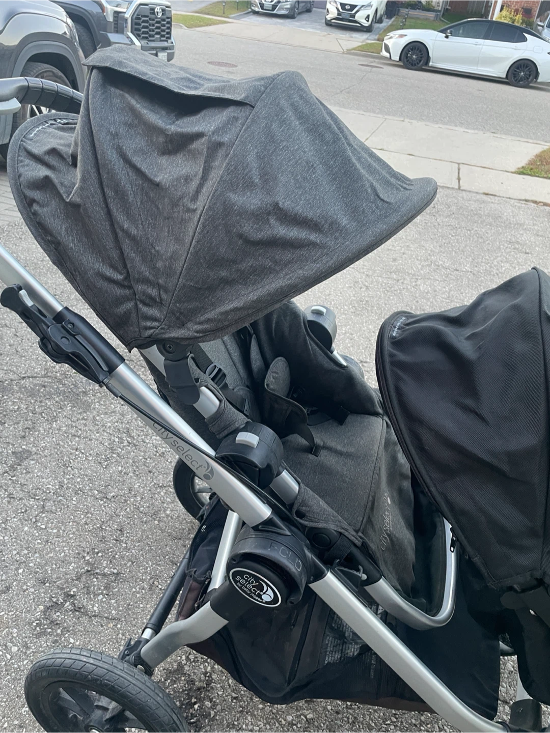 Baby Jogger City Select Double Stroller - 2 Seats and 2 Trays - photo 5