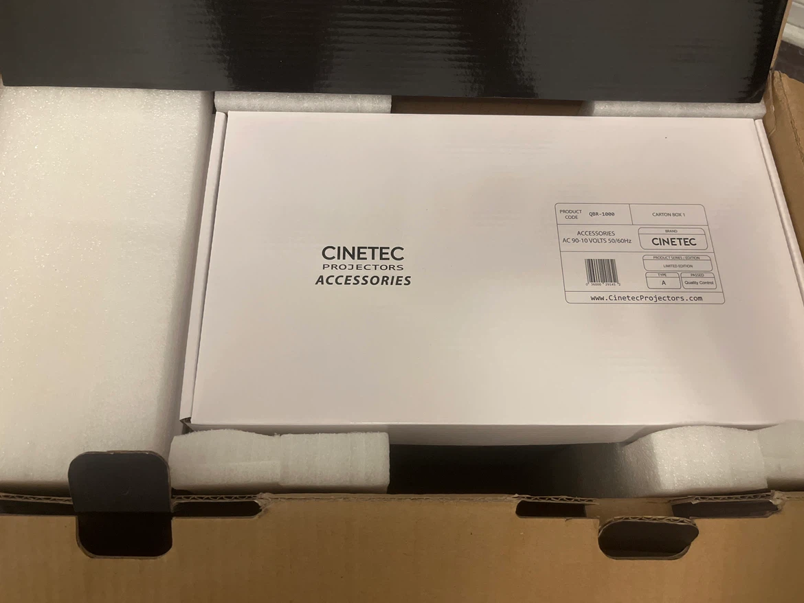QBR-1000 8K Projector - photo 3