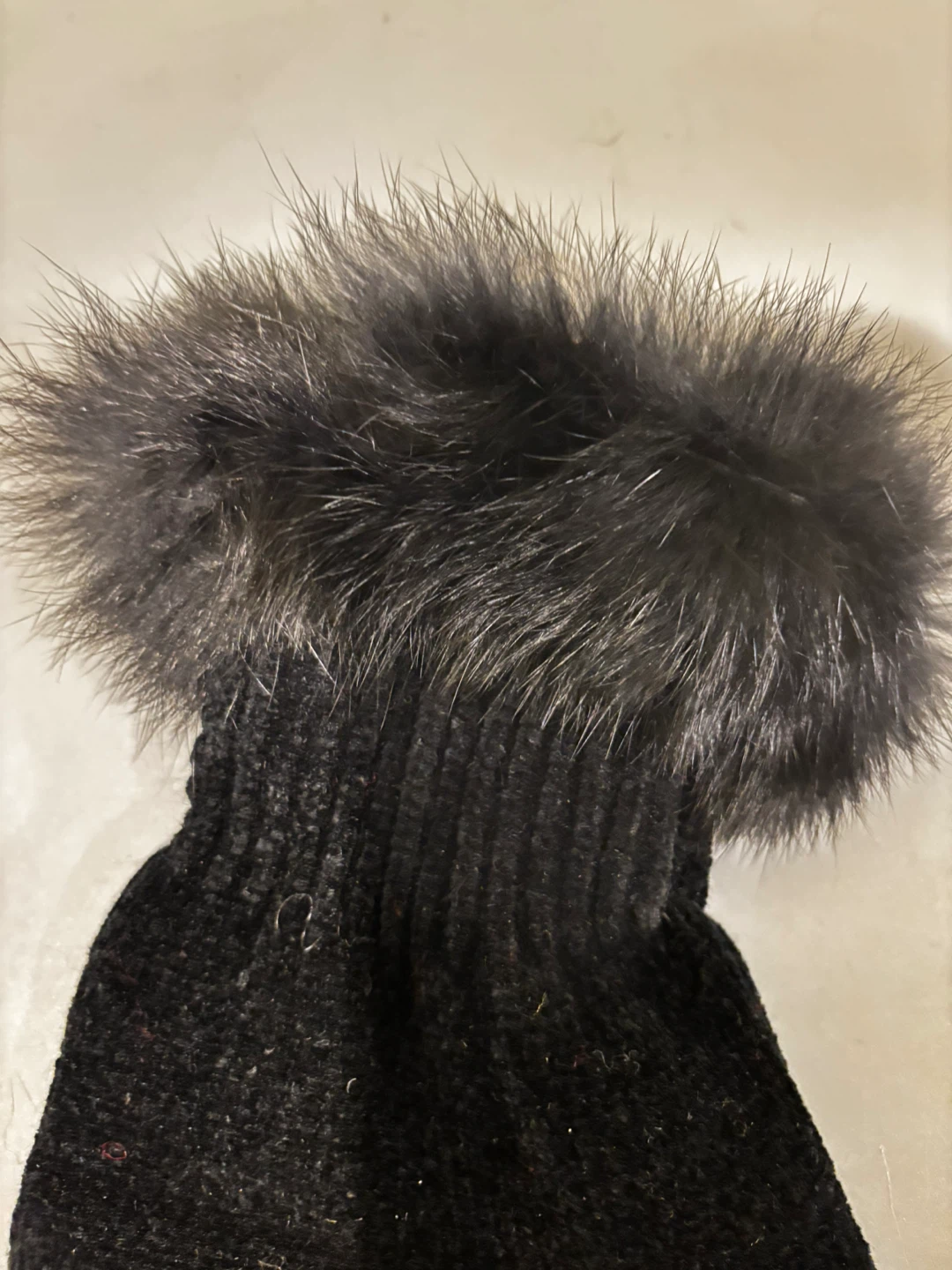 XOC Winter Collection Faux Fur Cuff Gloves - photo 3