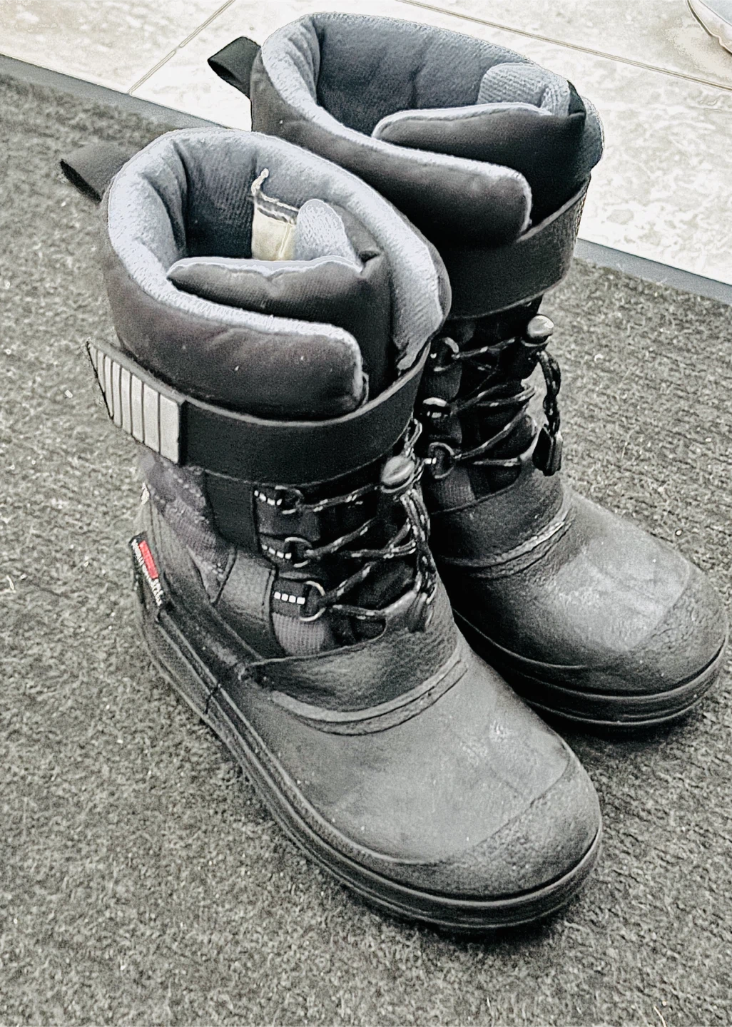 Childrens Winter Boots size 3