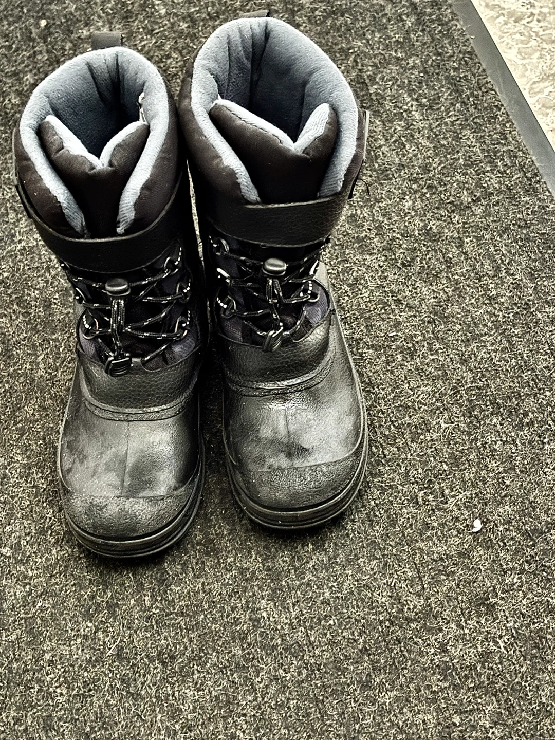 Childrens Winter Boots size 3 - photo 2