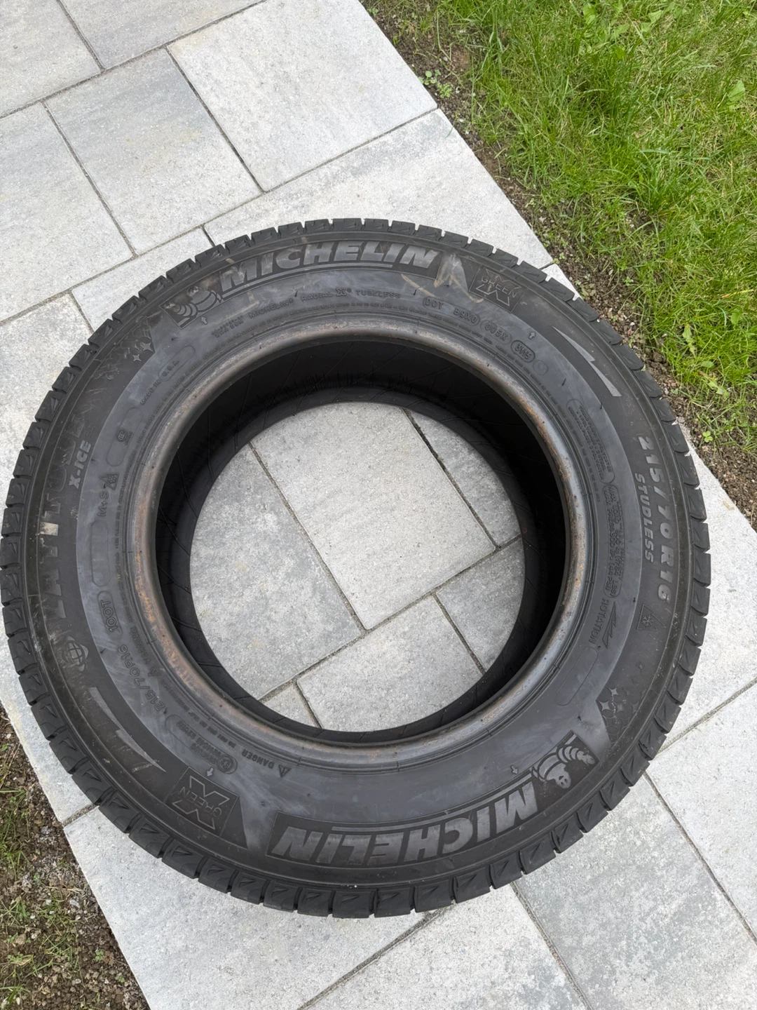 X-Ice Michelin Winter Tires 215/70R16