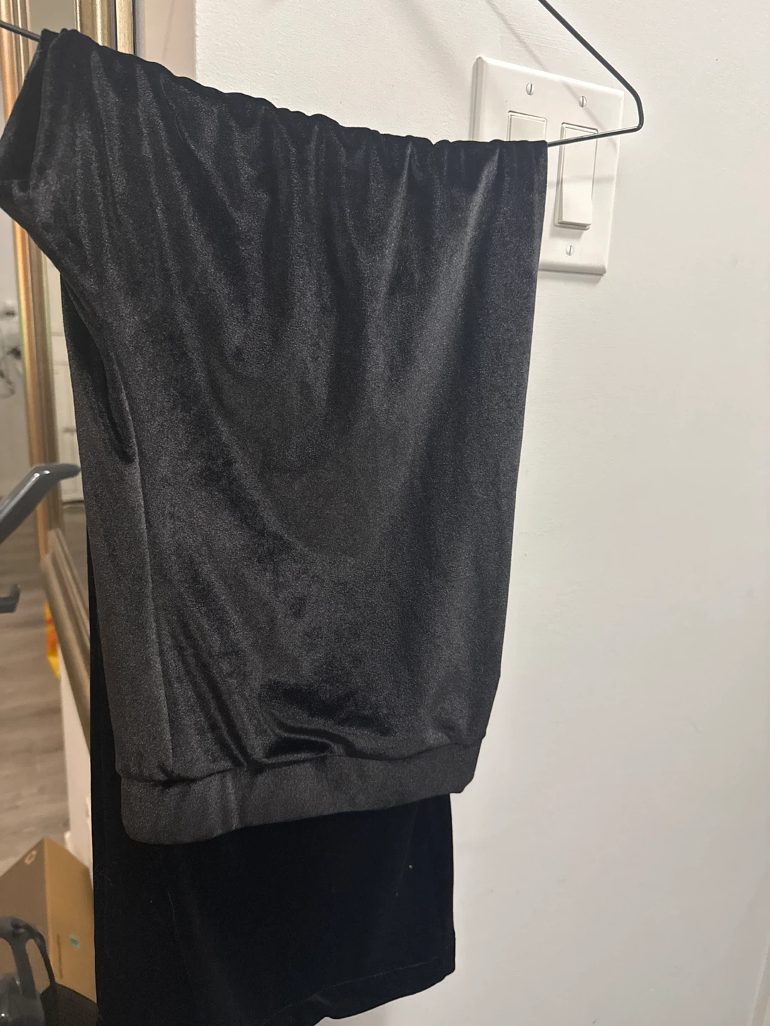 Lily Morgan black velvet joggers