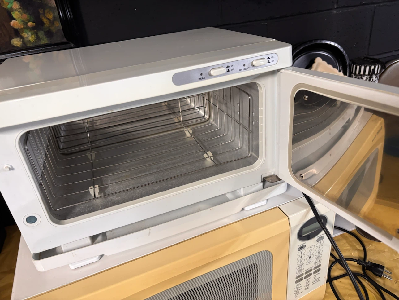 Devlon NorthWest 2-in-1 UV Towel Warmer - photo 3