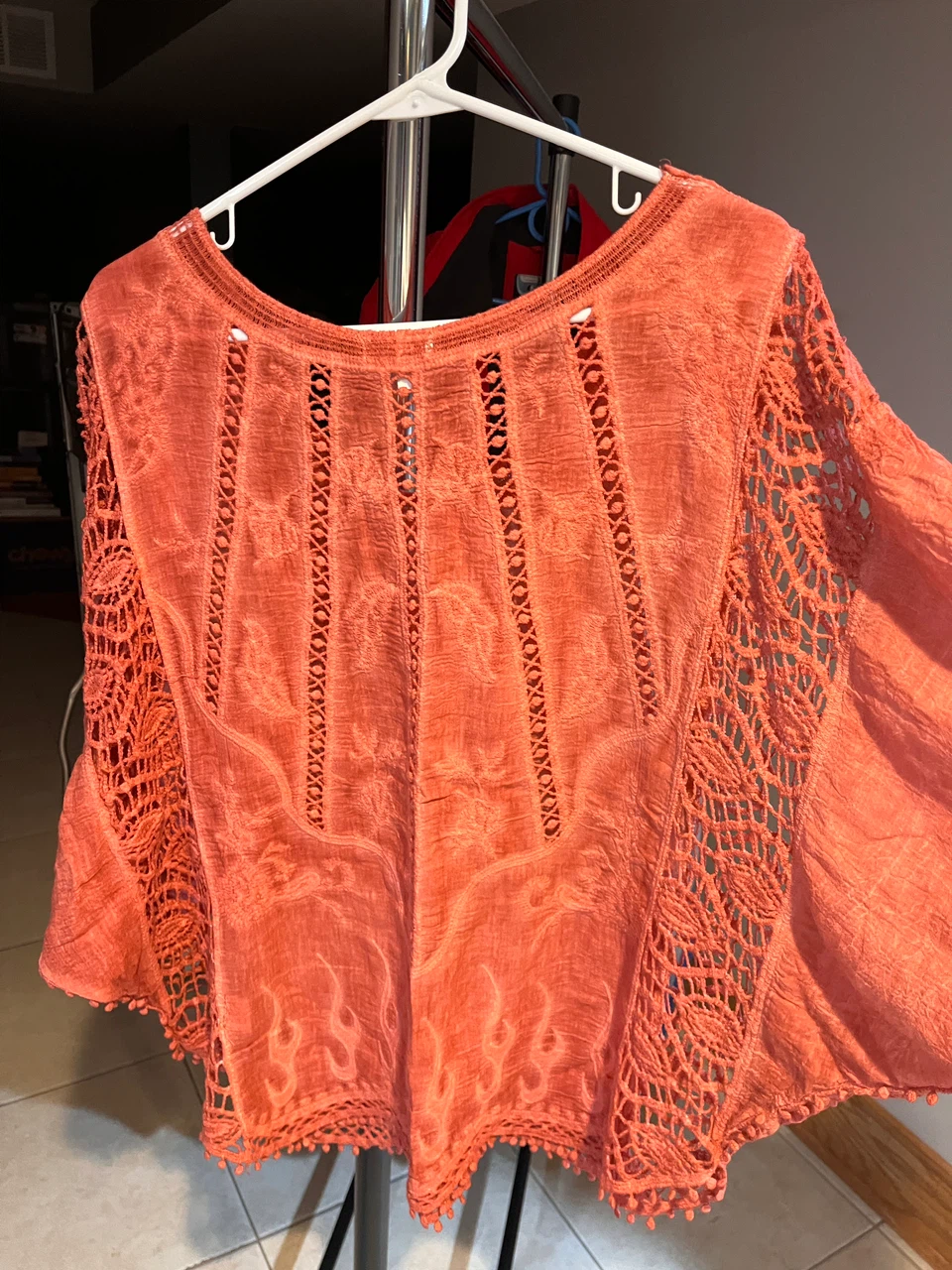 Kindred Coral Crochet Detail Top - photo 3
