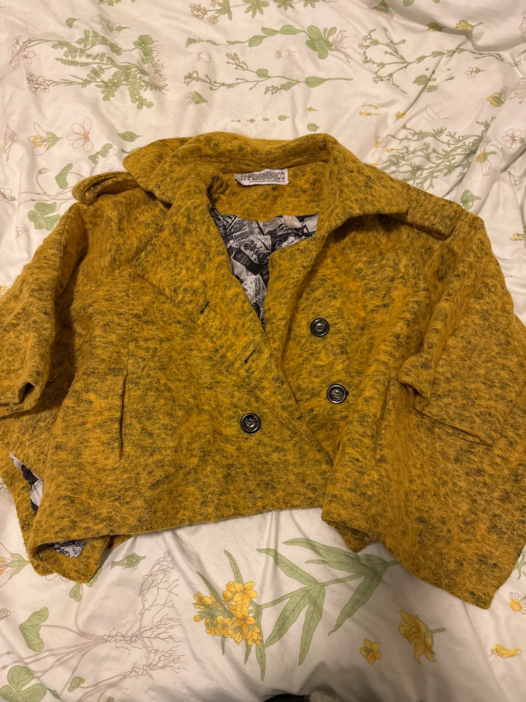 #FASHION Mustard Yellow Cropped Jacket
