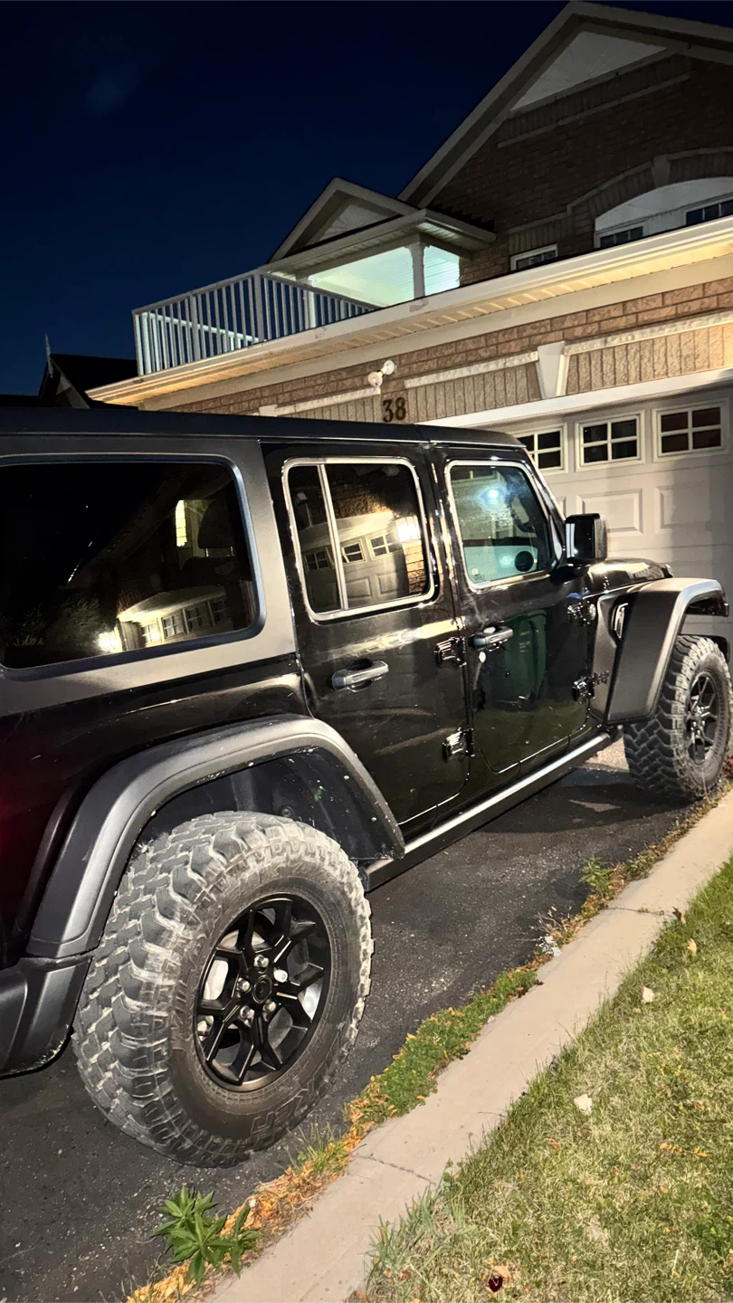 Jeep Wrangler Willys 4-Door Lease - photo 2