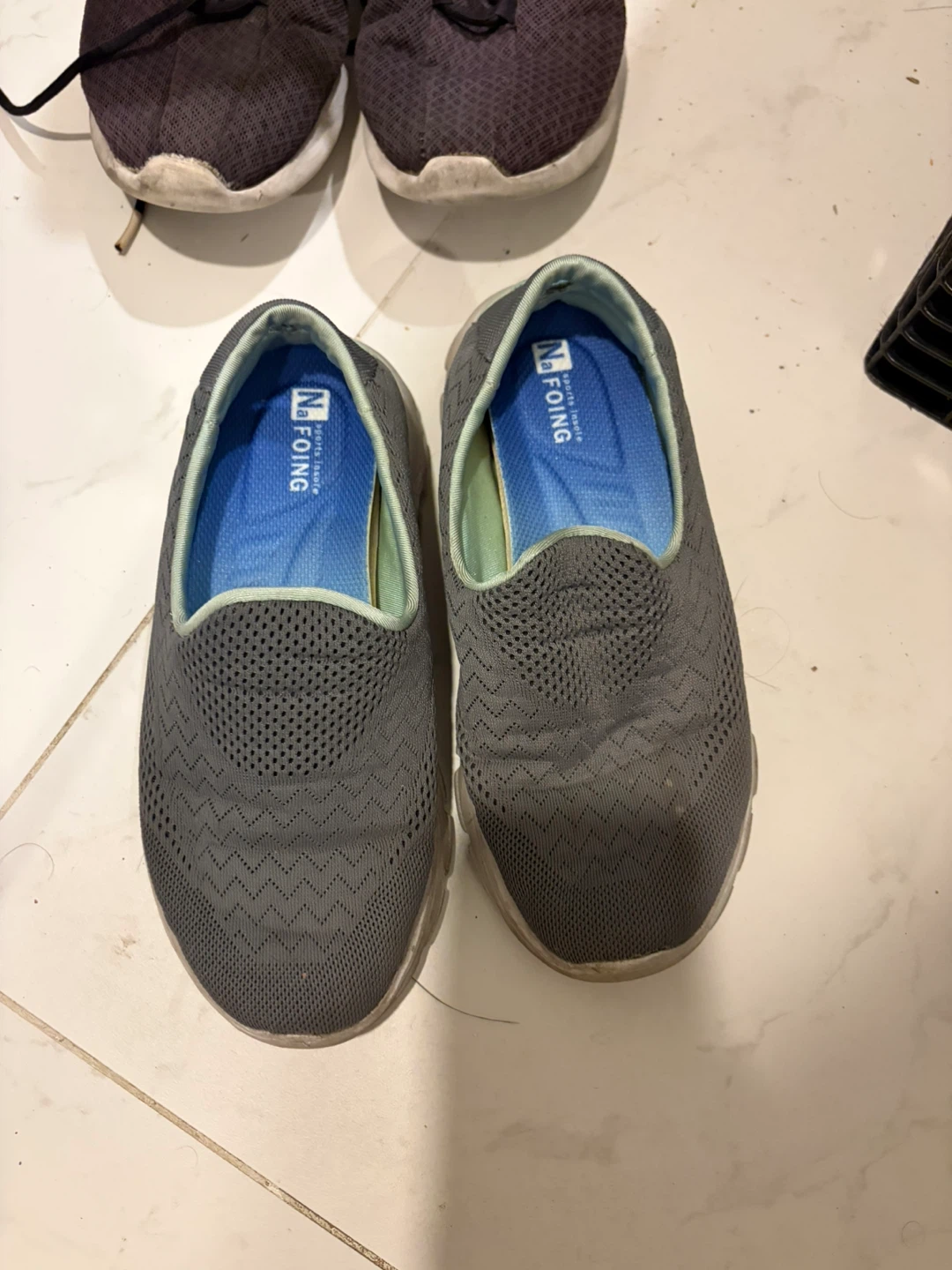Used shoes - photo 2
